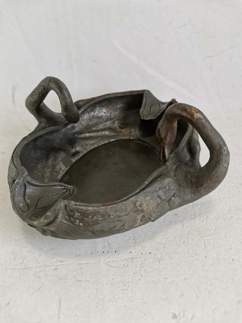 Antique pewter ashtray with two swans 1900s Art Nouveau | Decorative ashtray | Antique pewter swan ashtray | Art Nouveau swan dish image 1