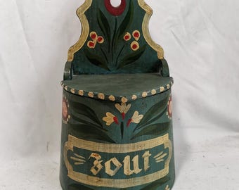 Antique wooden salt pot with hand-painted flowers 1950s Antique wall-mounted salt pot | Folk art salt jar| Decorative wall hanger kitchen