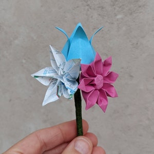 Boutonnière en origami, fleurs en papier respectueuses de l'environnement, alternative à la boutonnière du marié, corsage de mariage, bouquet coloré, témoin, garçons d'honneur