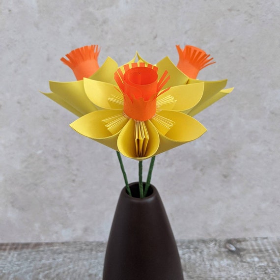 2 Origami Daffodil Handmade Paper flowers holiday wedding home Decor 2 Origami Daffodil Handmade Paper flowers holiday wedding home Decor