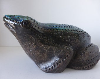 A Beautiful and Rare XL Bitossi Aldo Londi Blue/Brown Frog Moneybox, Italy 1960.