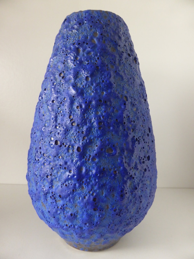 West Germany 1970. XL Silberdistel Design vase in a Special Form and Beautiful Color Blue