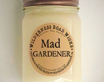 Vela de soja MAD GARDENER / Aroma a hojas de tomate / Jardín