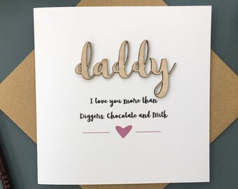 Tarjeta de abedul personalizada cortada a láser: Te amo más que... madera sobre cartulina