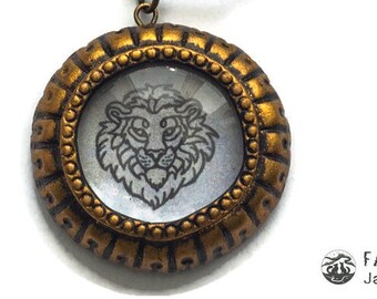 Lion pendant, Polymer clay pendant, Glass cabochon amulet, Lion amulet, Animal amulet, Handmade jewelry, Wild animal amulet, Big Cat pendant