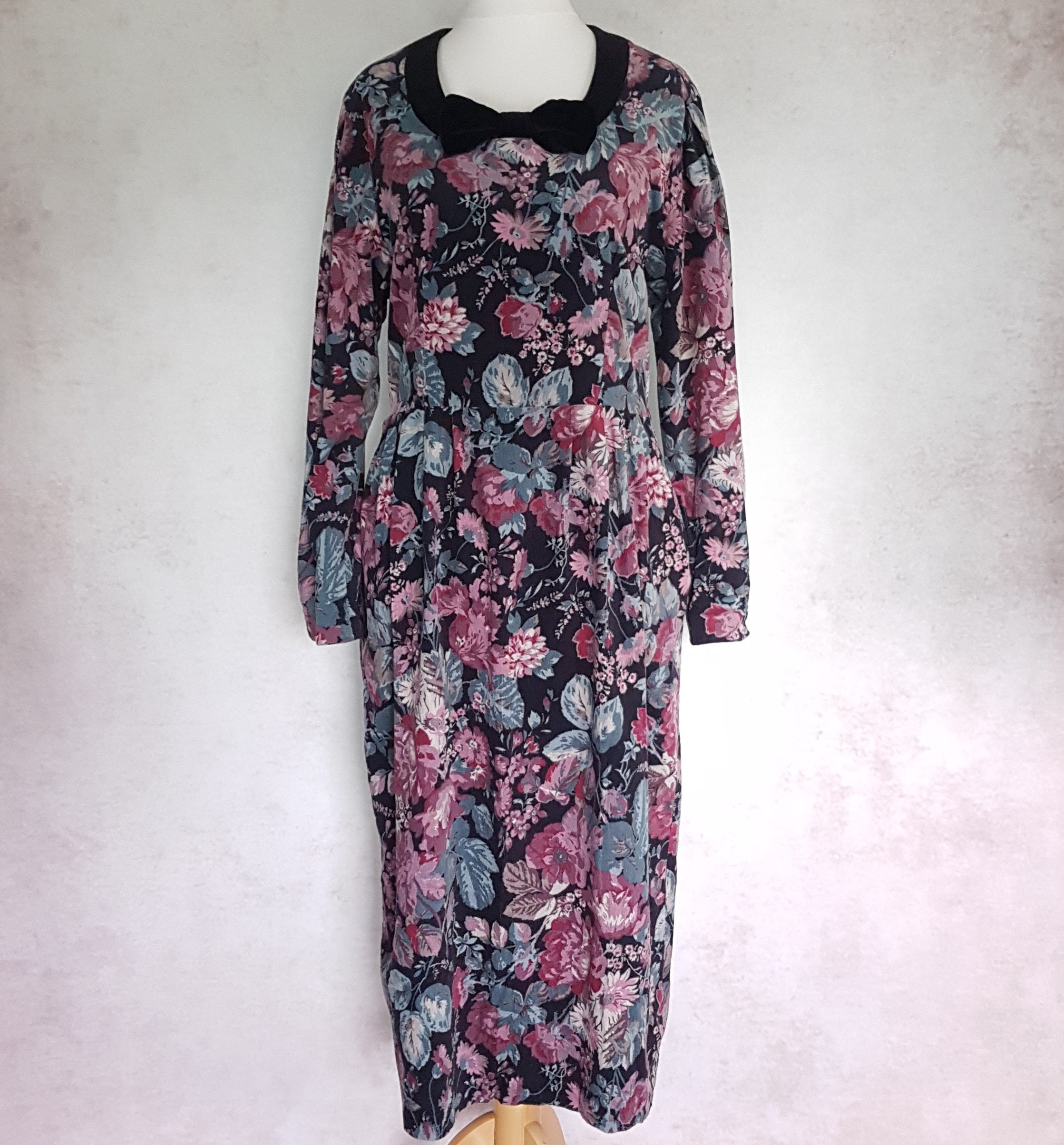 Laura Ashley Size UK 16 Floral Needecord Dress Black Velvet Bow Collar ...