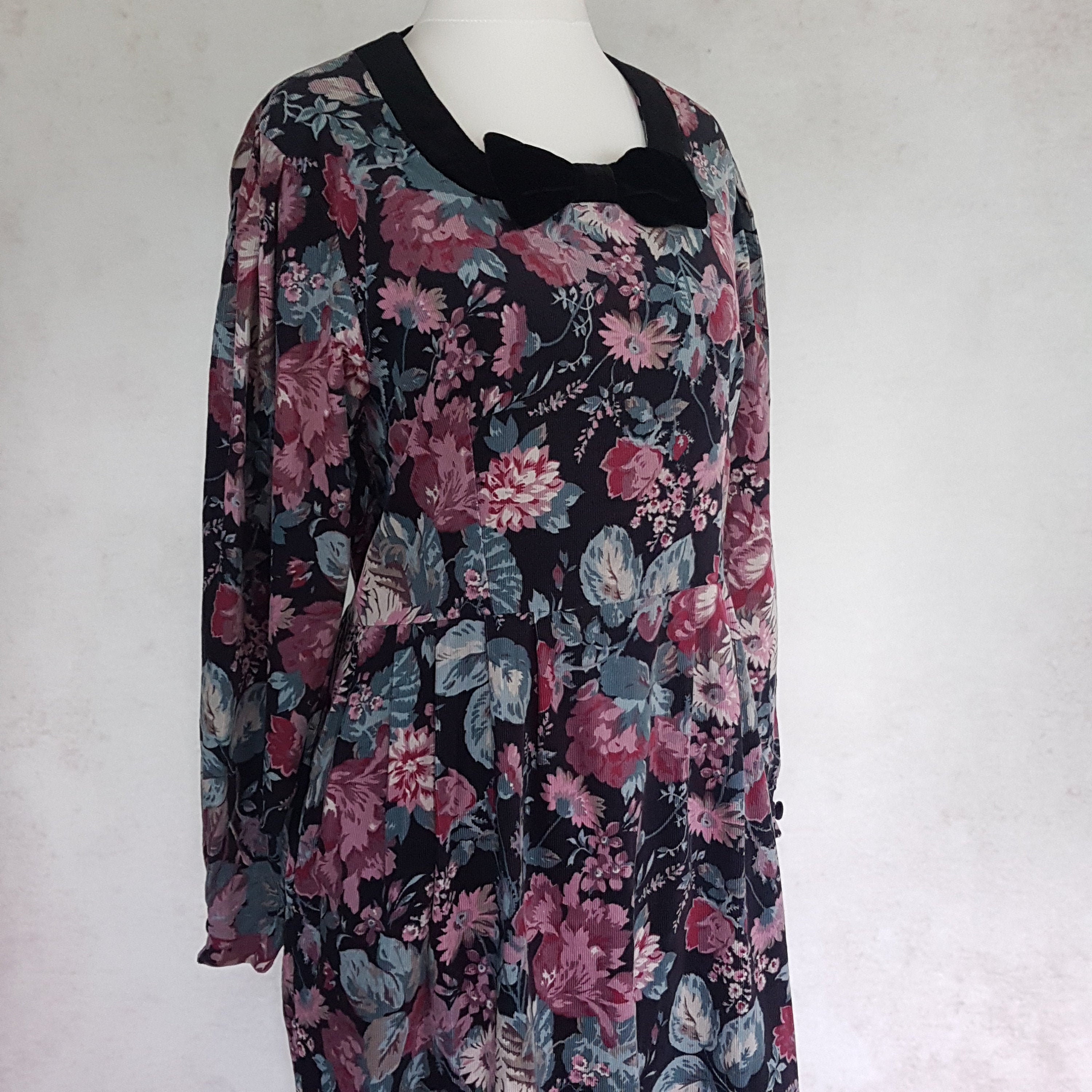Laura Ashley Size UK 16 Floral Needecord Dress Black Velvet Bow Collar ...