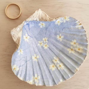 Scallop Seashell Ring Dish: Coastal Home Decor, Beach Wedding Favor