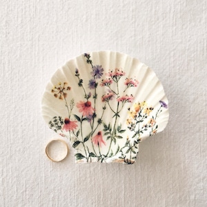 Etsy’s Pick Seashell Ring Dish, Natural Shell, Hand Painted, Coastal Decor, Jewelry Dish - Ideal Gift