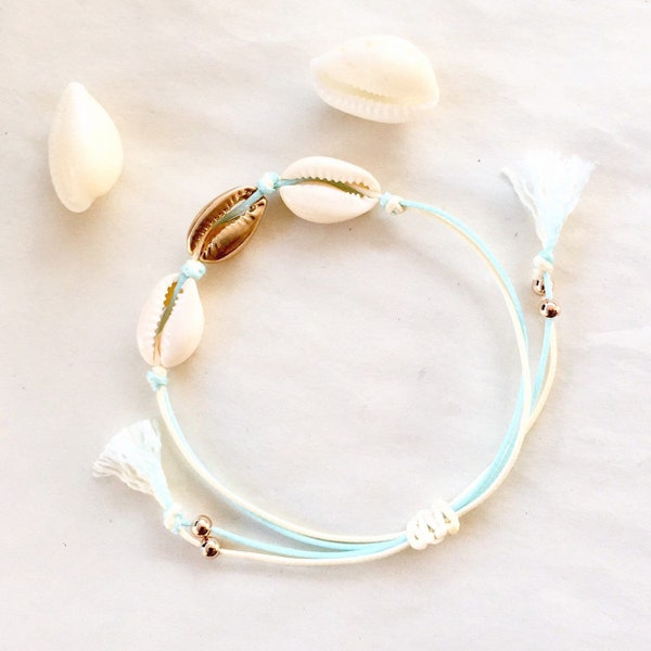Beachy Vibes - Solid Brass 14k Gold-Plated Cowrie Shell Bracelet in Coastal Colors