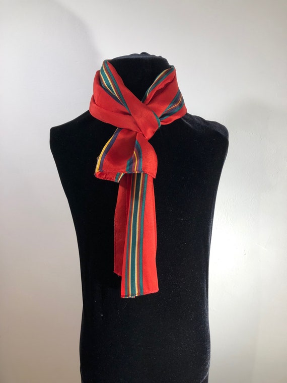 Echo - A chic & classically stylish soft silken v… - image 6