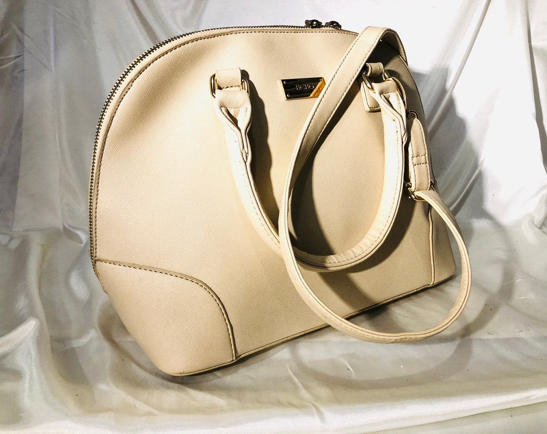 BCBG - Paris - an Elegant Ivory Leatherette Bag With the