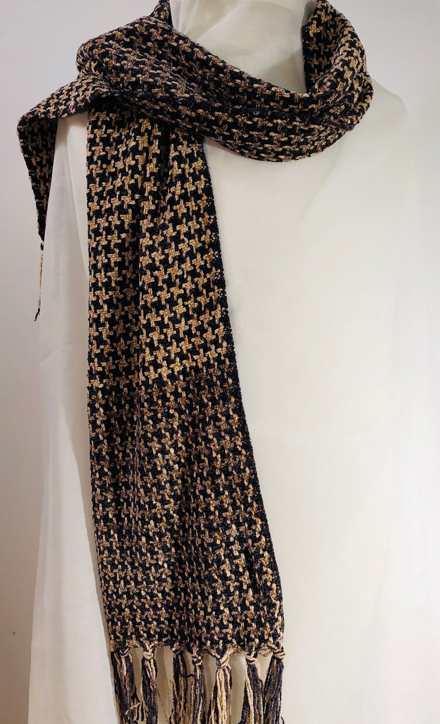 Fownes A Beige and Black Hounds Tooth Woven Velour Scarf Etsy