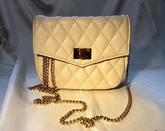 Buy Forever 21 Yellow Solid Medium Sling Handbag For Women At Best Price @  Tata CLiQ