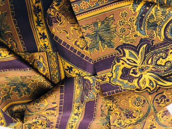 A richly patterned brown, gold and green paisley … - image 7