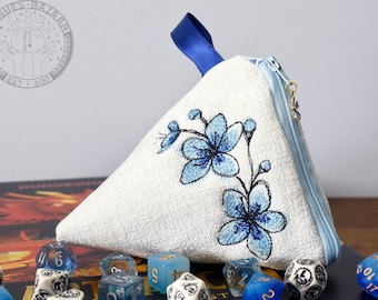 Die Würfeltasche der Winterblume - 12 Würfel-Set bestickte Reißverschluss-Würfeltasche | Hält 84 Würfel | DnD Würfel Tasche | Verliese und Drachen