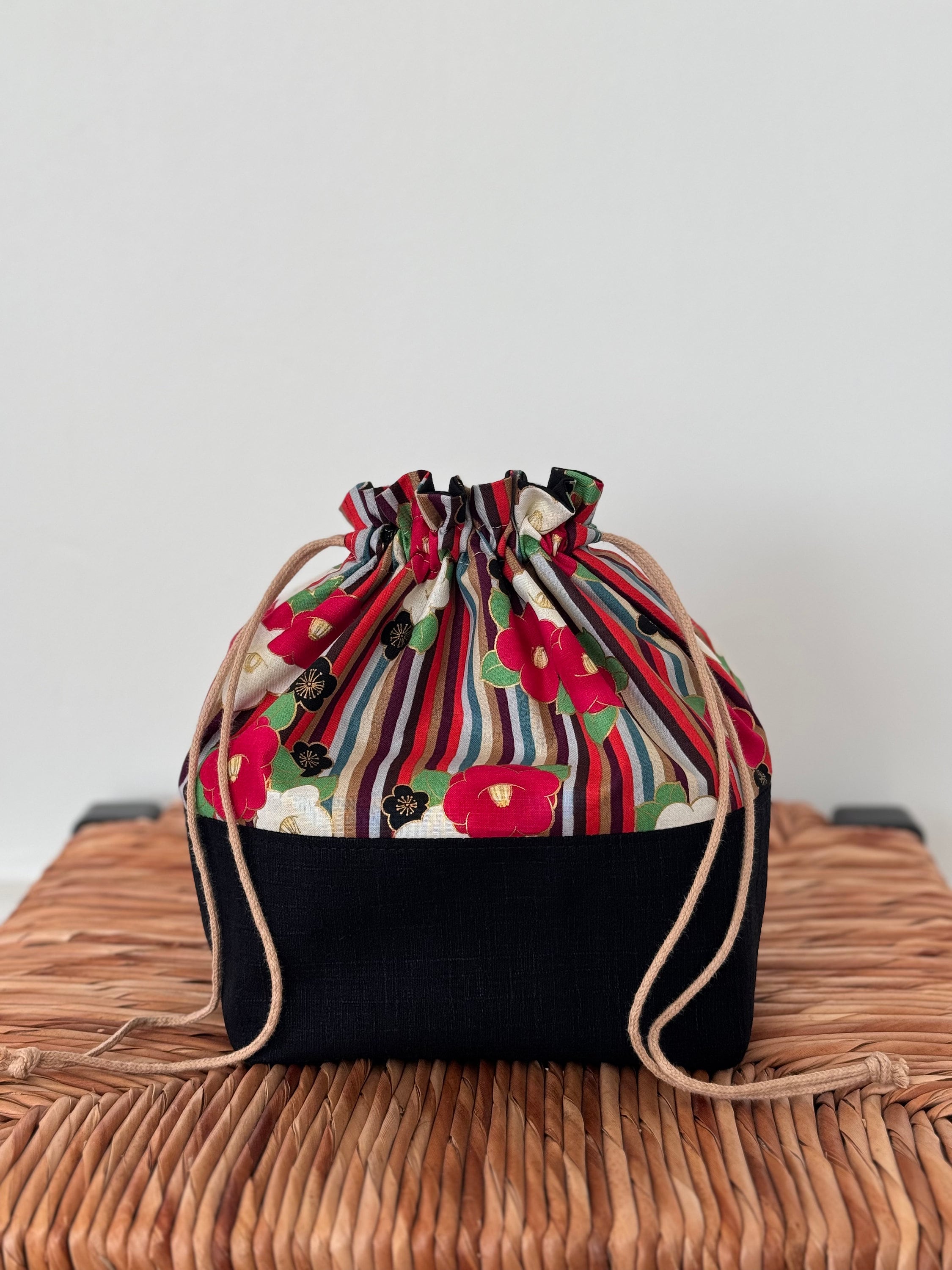 Amazon.co.jp: Women's Drawstring Yukata Bag, Handbag