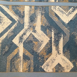 Bordo per carta da parati geometrica astratta, preincollato, 15' x 7", accenti dorati metallizzati, da beige chiaro a bianco sporco, bordo per muro blu