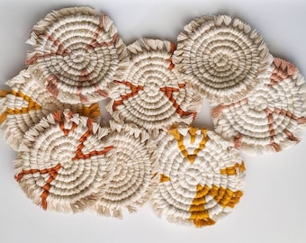 Posavasos de macramé / Posavasos para bebidas / Arte textil bohemio