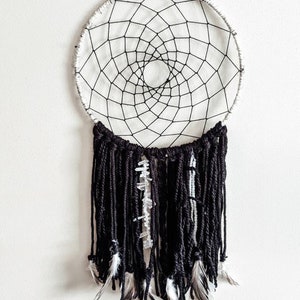 Crystal dreamcatcher