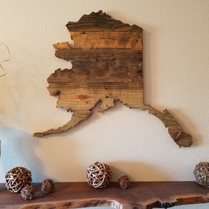 Alaska State Sign - Reclaimed Wood - Pallet Sign - Rustic Home Decor - Wall Art