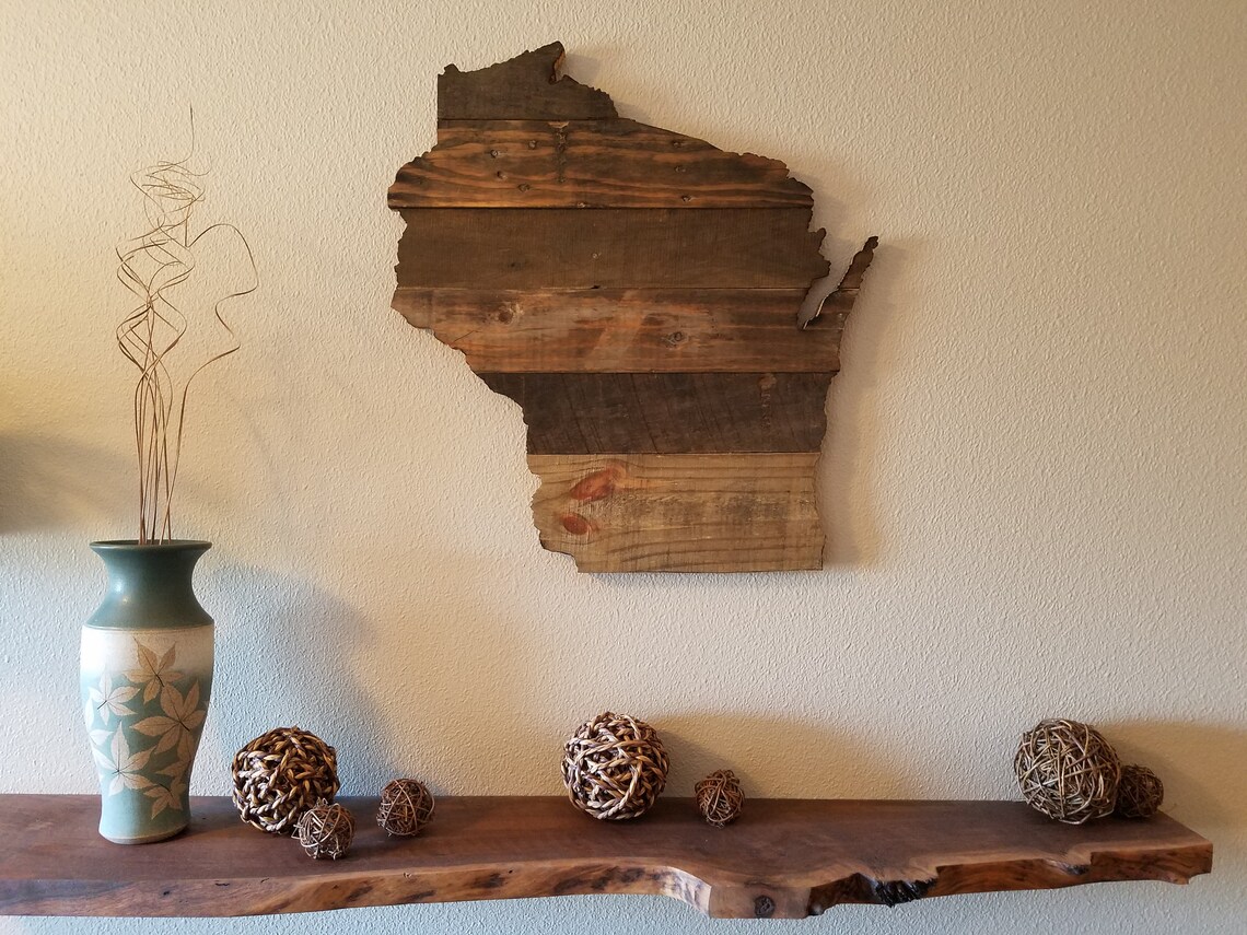 Wisconsin State Sign - Reclaimed Wood - Pallet Sign - Rustic Home Decor ...