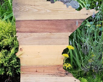 Minnesota State Sign - Reclaimed Wood - Pallet Sign - Rustic Home Decor - Wall Art