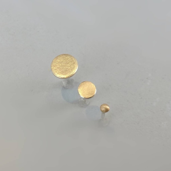 Punkt und Plättchen Gold Ohrstecker 900er Gelbgold Silber Echtgold Ohrsteckerset minimalistisch dezent recycelt Kreis Scheibe Set