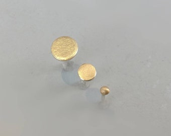 Dot and plate gold stud earrings 900 yellow gold silver real gold stud earrings set minimalist subtle recycled circle disc set