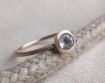 Rose gold, gray aquamarine, 585 gold ring, gray-blue aqua, beryl, handmade, recycled, engagement ring, solitaire, delicate, narrow, classic