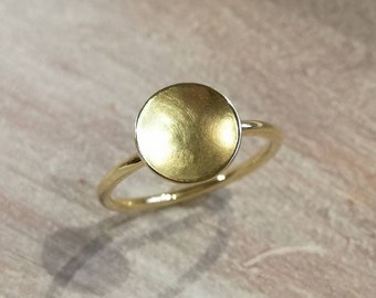 Gold ring, recycled 14k yellow gold, curved circle, classic simple, geometric gold jewelry, 585 gold ring, goldsmith, narrow, thin