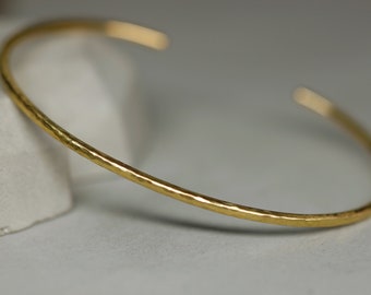 Bangle 750 gold, hammered, handmade simple, hammered, gold hoop, bangle, real gold, matt, fine matt, goldsmith, noble