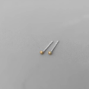 Dot and plate gold stud earrings 900 yellow gold silver real gold stud earrings set minimalist subtle recycled circle disc set image 6