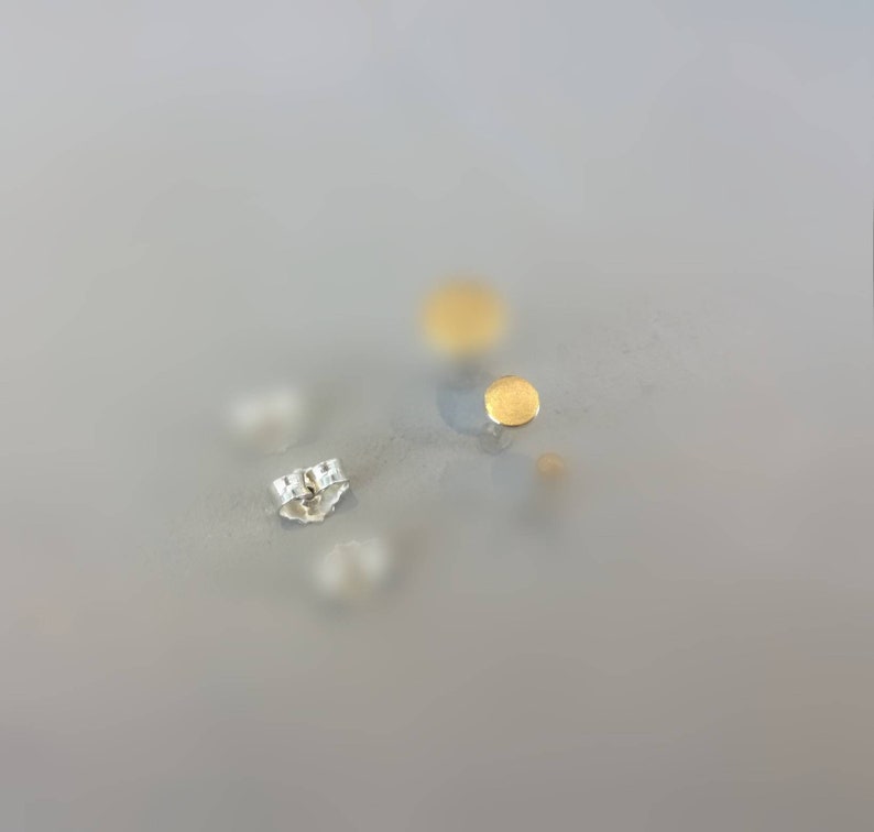 Dot and plate gold stud earrings 900 yellow gold silver real gold stud earrings set minimalist subtle recycled circle disc set image 8