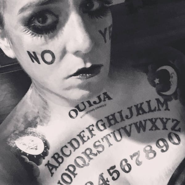 Tatouages temporaires de planche de Ouija