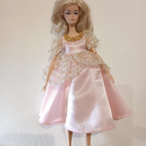 Tenue Pour Poupée Barbie - Vintage (années 1900) - Occasion