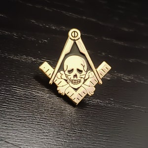 Memento Mori Masonic Skull Lapel Pin