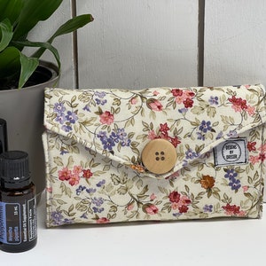 Floral Essential Oil Wallet, Purple Roller bottle Pouch, Travel bag, Insert for Purse, Holder, Reuseable Washable Case, Pearl Button