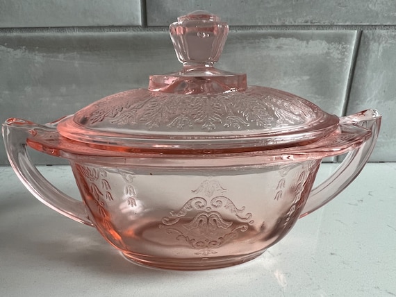 アンカーホッキングAnchor Hocking1930年代Princess Vintage Anchor Hocking Princess Pattern Pink Depression Covered