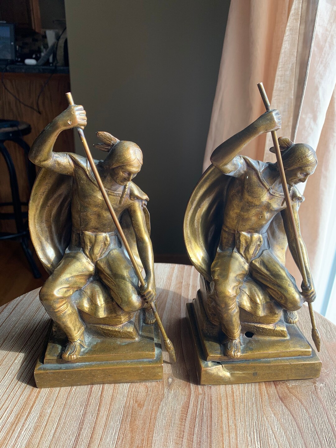 1920~30s Antique Indian Bookends インディアン Antique 1920's Jennings Brothers Native American Indian With Spear