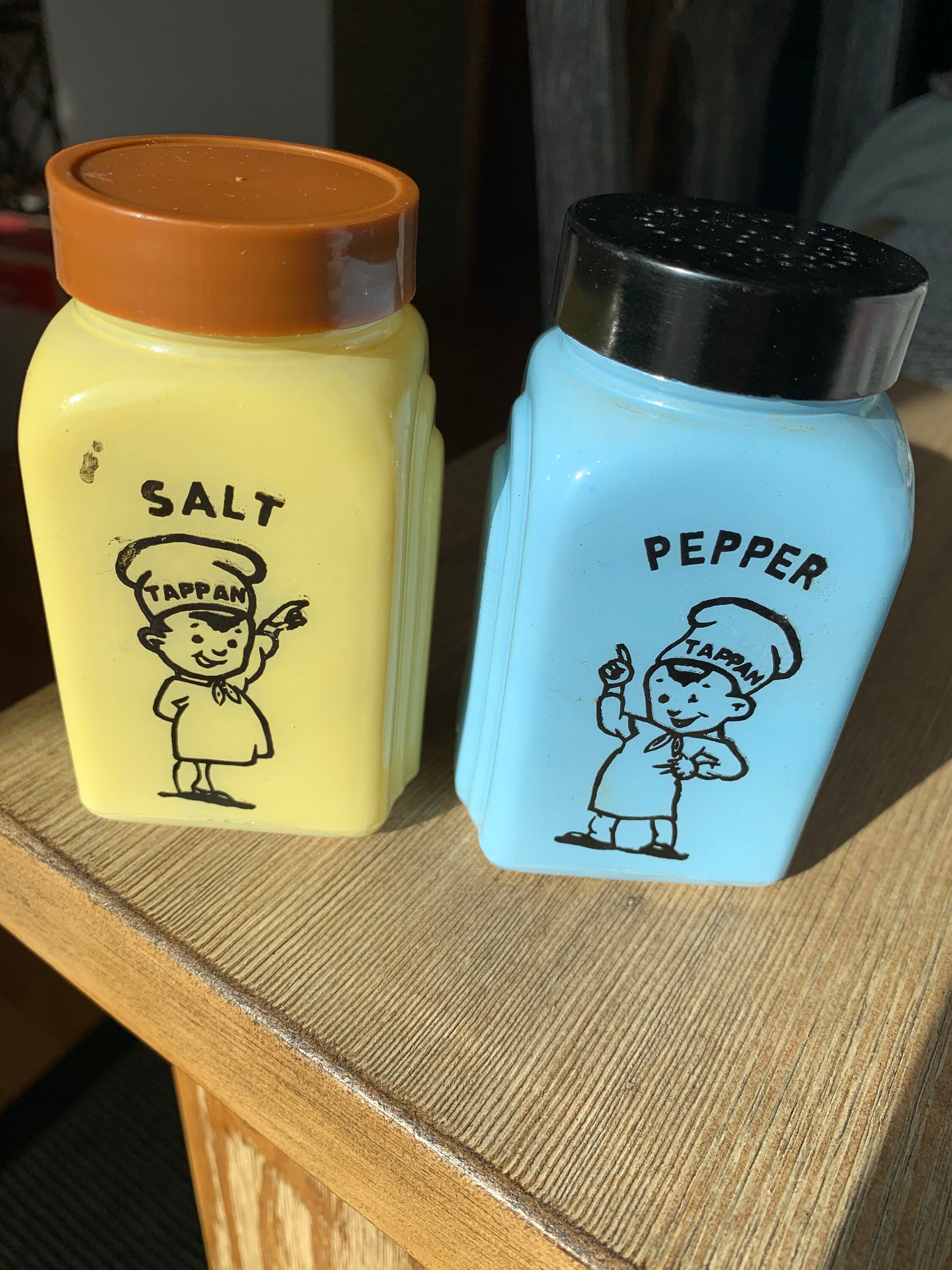 Vintage Mckee Roman Arch Salt and Pepper Shakers- Tappan Appliance