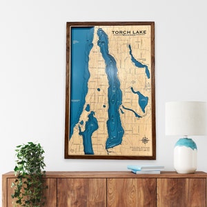 Torch Lake (Michigan), aangepaste houten 3D-kaart, decor meerhuis, aangepaste dieptekaart meer, kaart hutmeer, familie hutkunst, kunst aan de muur Lake House