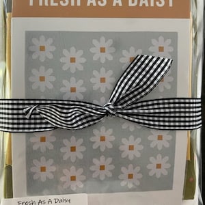 Fresh As A Daisy Quilt Kit by Pen + Paper