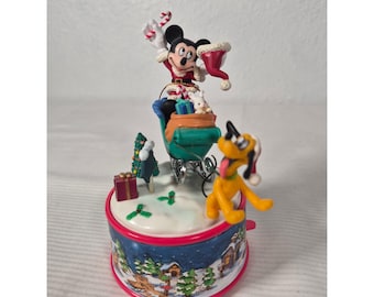 Vintage Enesco Disney Mickey Mouse Pluto Sleigh Jingle Bells Music Box 1991
