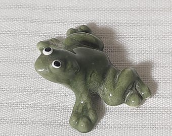 アフリカウシガエル／ピクシーフロッグの置物、長さ10cm。 - Etsy 日本