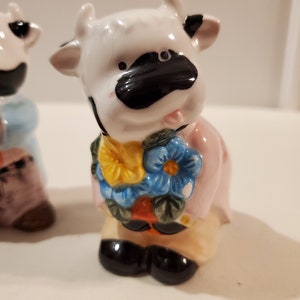 Black and White Cows Holding Flowers Salt and Pepper Shakers - Etsy