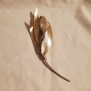 Vintage Leaf Brooch Pin