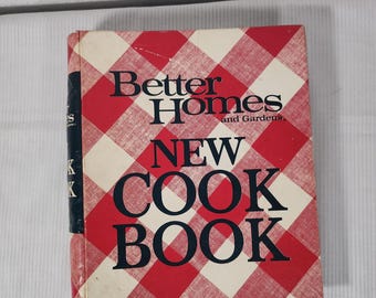 Better Homes and Gardens New Cook Book - 1970's