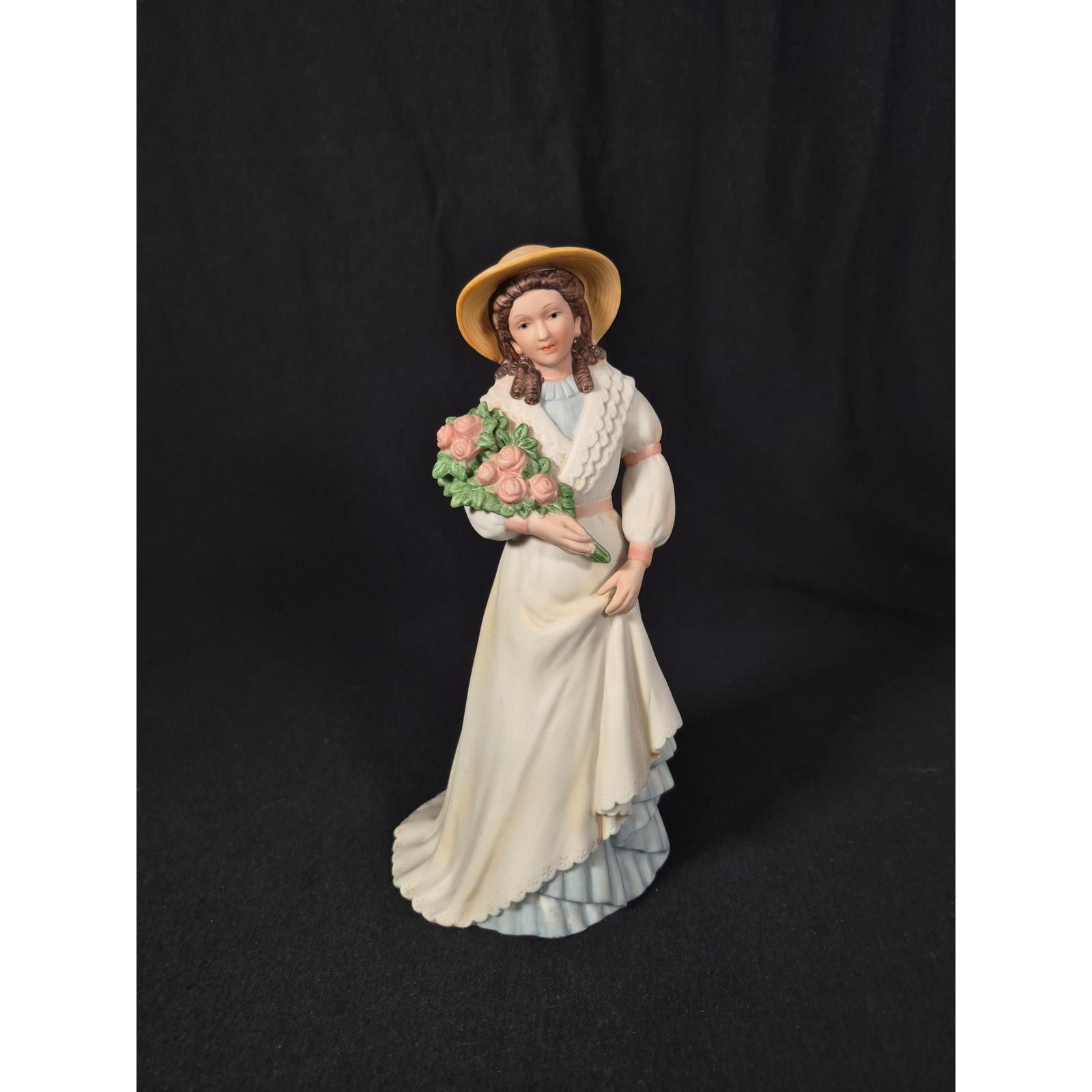 Vintage Homco Porcelain Figurine 1468 Victorian Lady With Roses