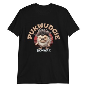 Pukwudgie Pas op: Cartoon Mythe T-shirt
